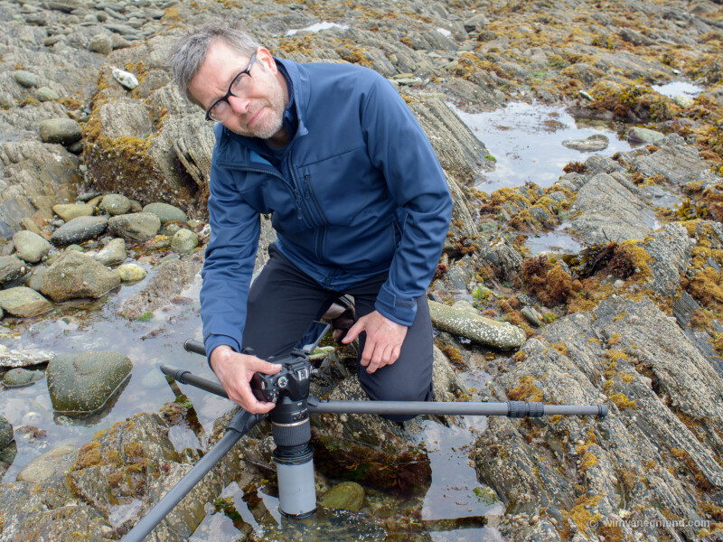 Wim at work | at the tidepools of Brittany, France
